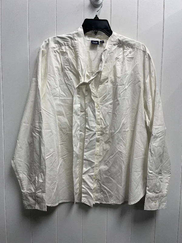 Top Long Sleeve By Gap In White, Size: Xl